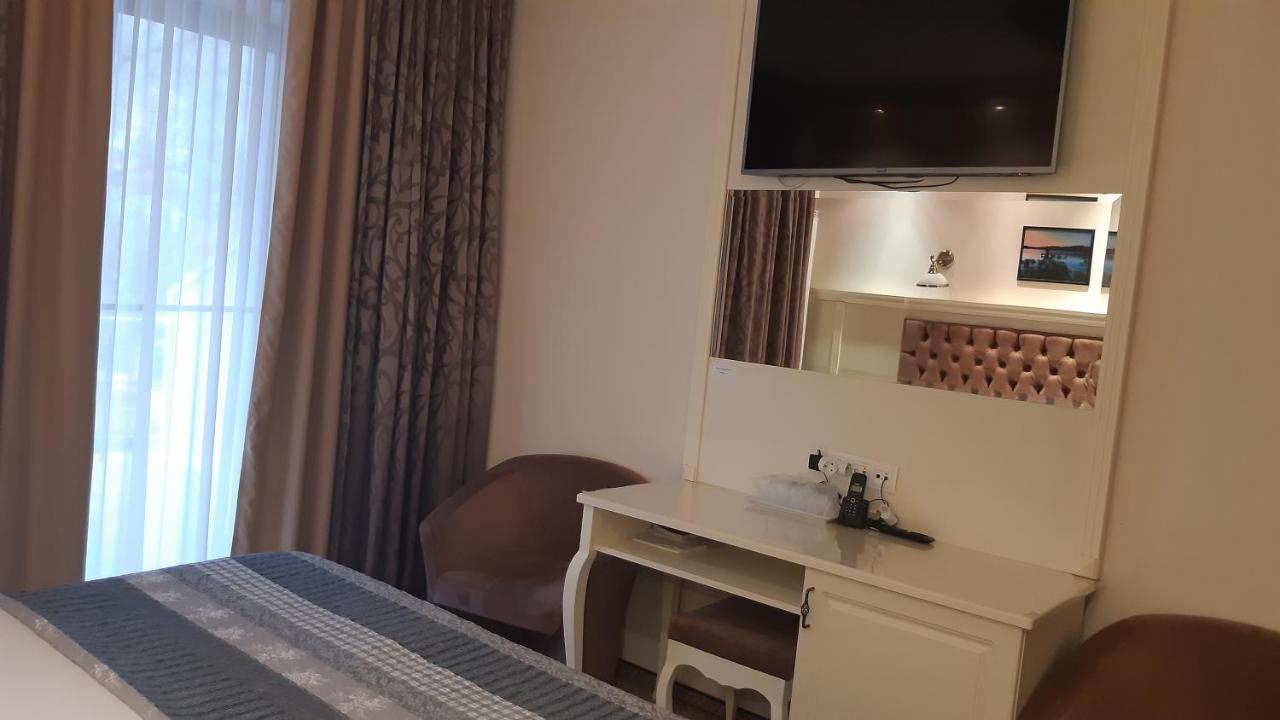 Hotel Holiday Maria Băile Herculane المظهر الخارجي الصورة