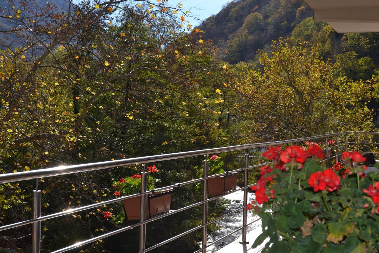 Hotel Holiday Maria Băile Herculane المظهر الخارجي الصورة