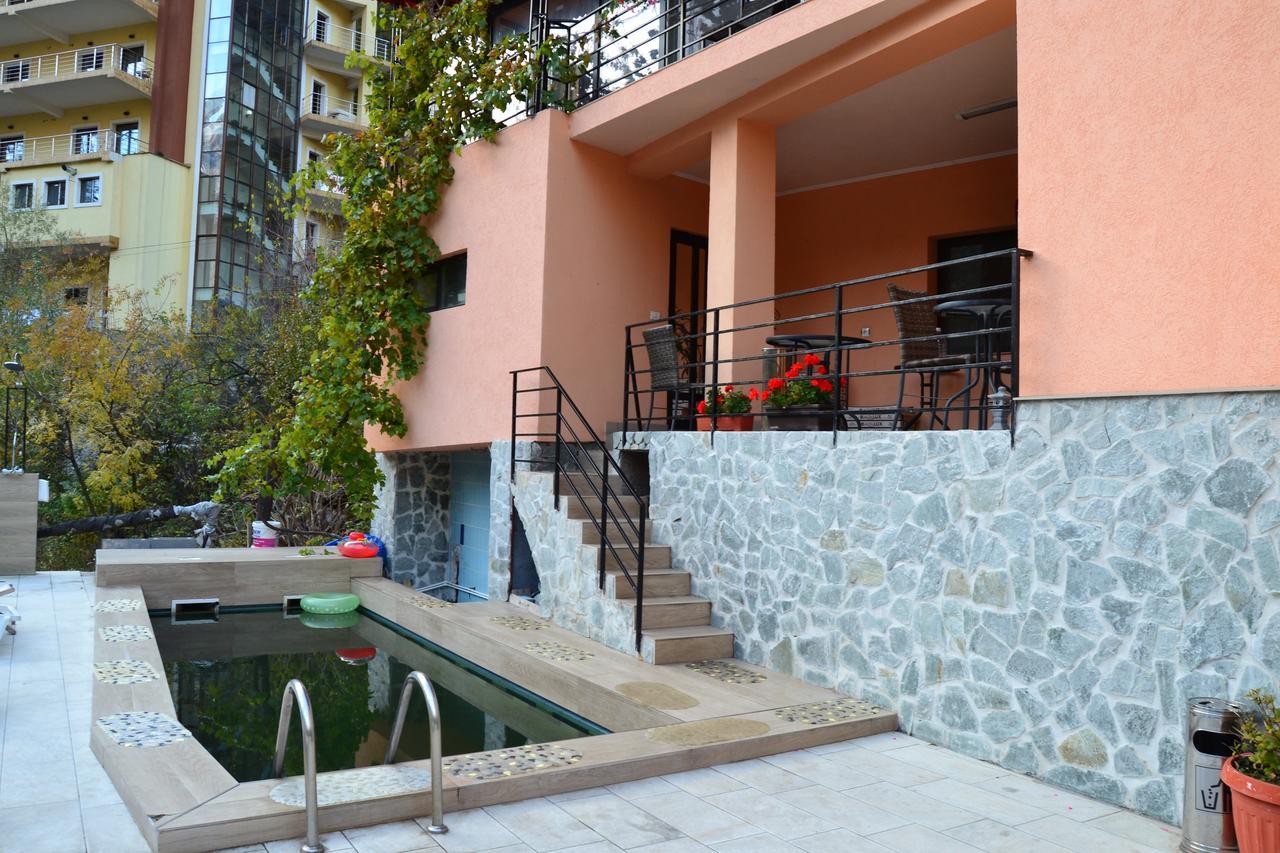 Hotel Holiday Maria Băile Herculane المظهر الخارجي الصورة